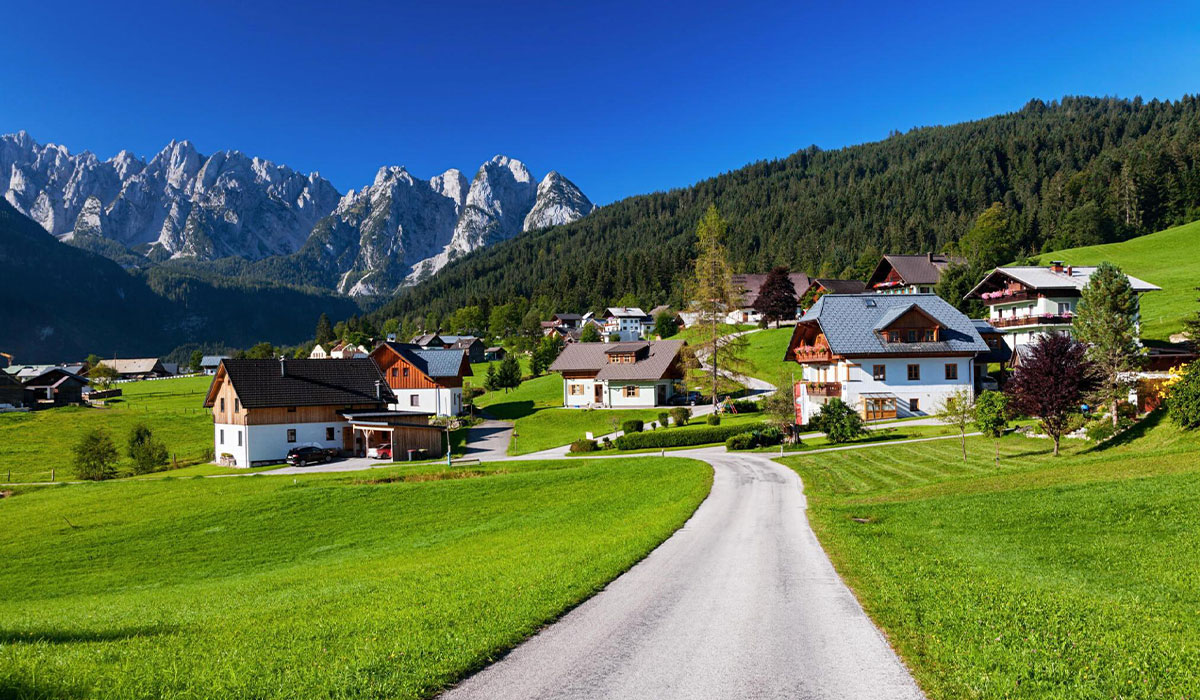 Discover the Top 10 Best Tourist Places in Austria